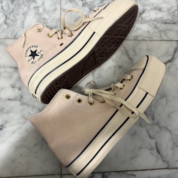 NEW Converse Chuck Taylor All Star Lift Platform high-top sneakers Suede - 9.5 - Picture 3 of 7